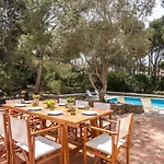 Villa Dragones